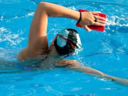 best-swim-paddles