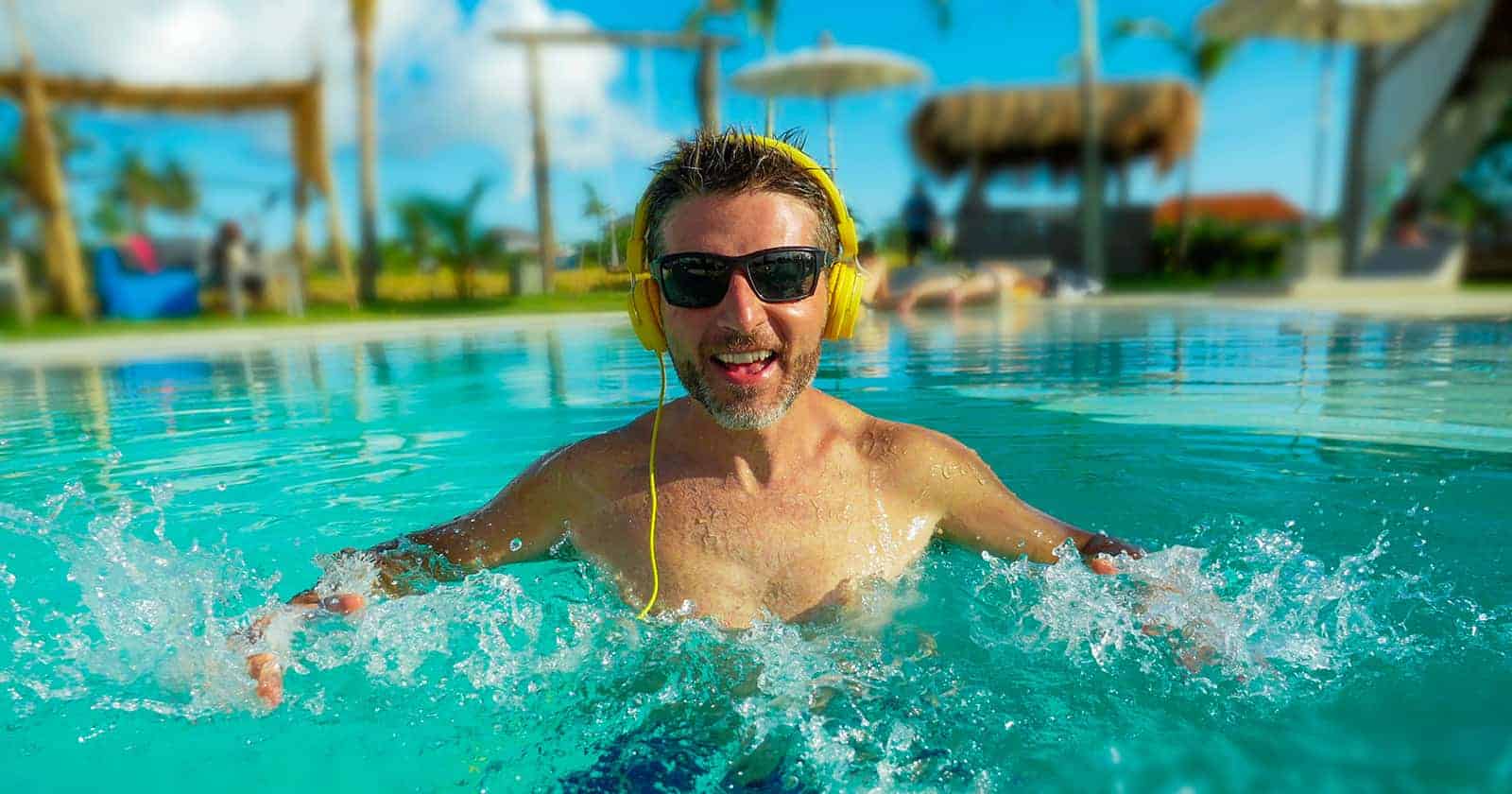 best-waterproof-headphones-for-swimming