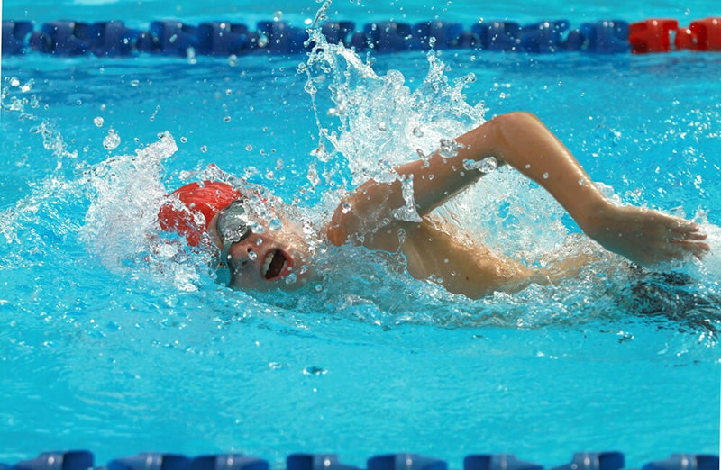 freestyle swimming stroke