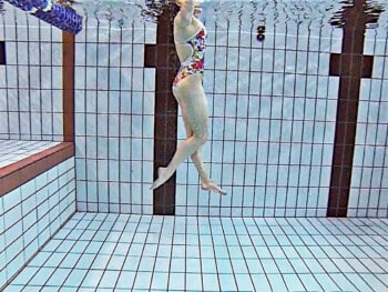 vertical kicking