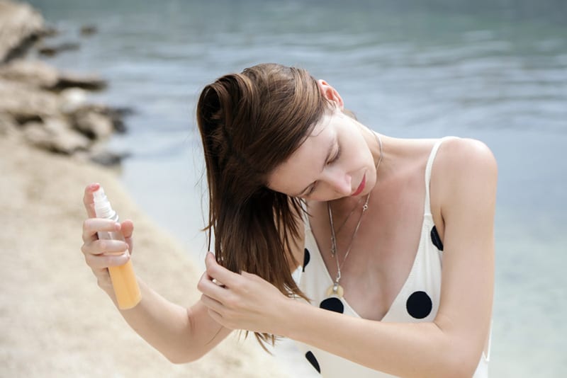 Apply Oil to Your Hair Before Swimming