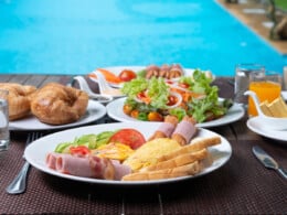 What to Eat Before and After Swim Practice