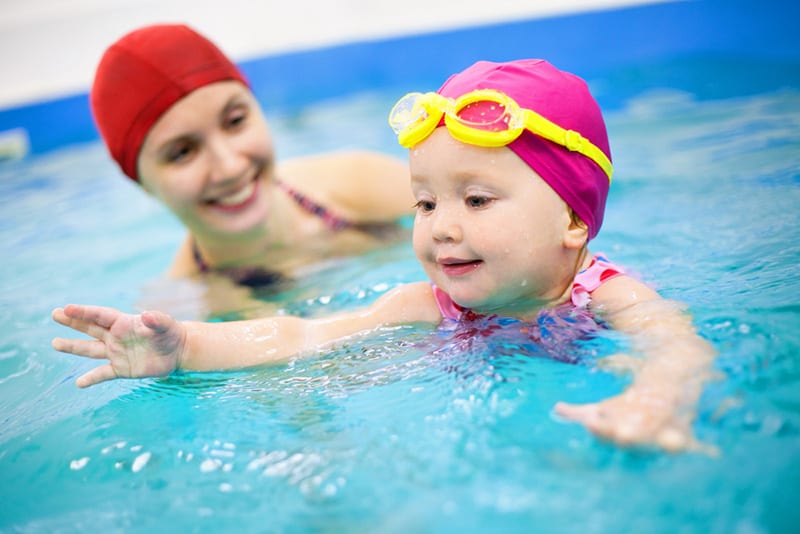 Baby-swimming-can-influence-self-confidence