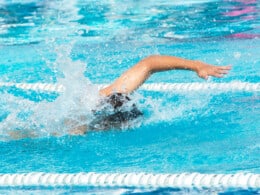 How-Many-Laps-in-a-Pool-Is-a-Mile
