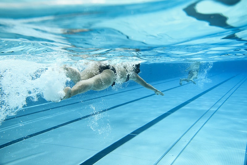 Kicking-In-Freestyle-Swimming